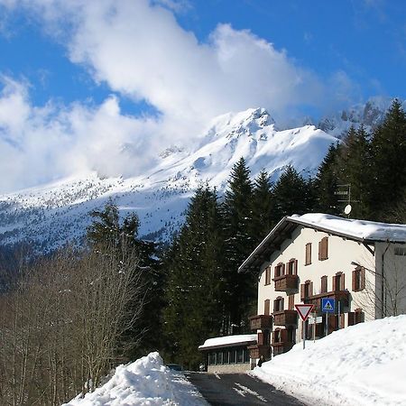 Hotel Spampatti Castione della Presolana Bagian luar foto