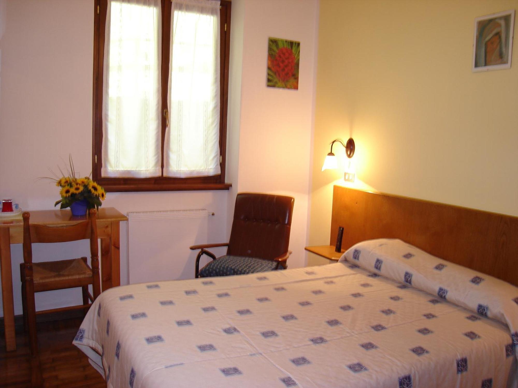 Hotel Spampatti Castione della Presolana Ruang foto