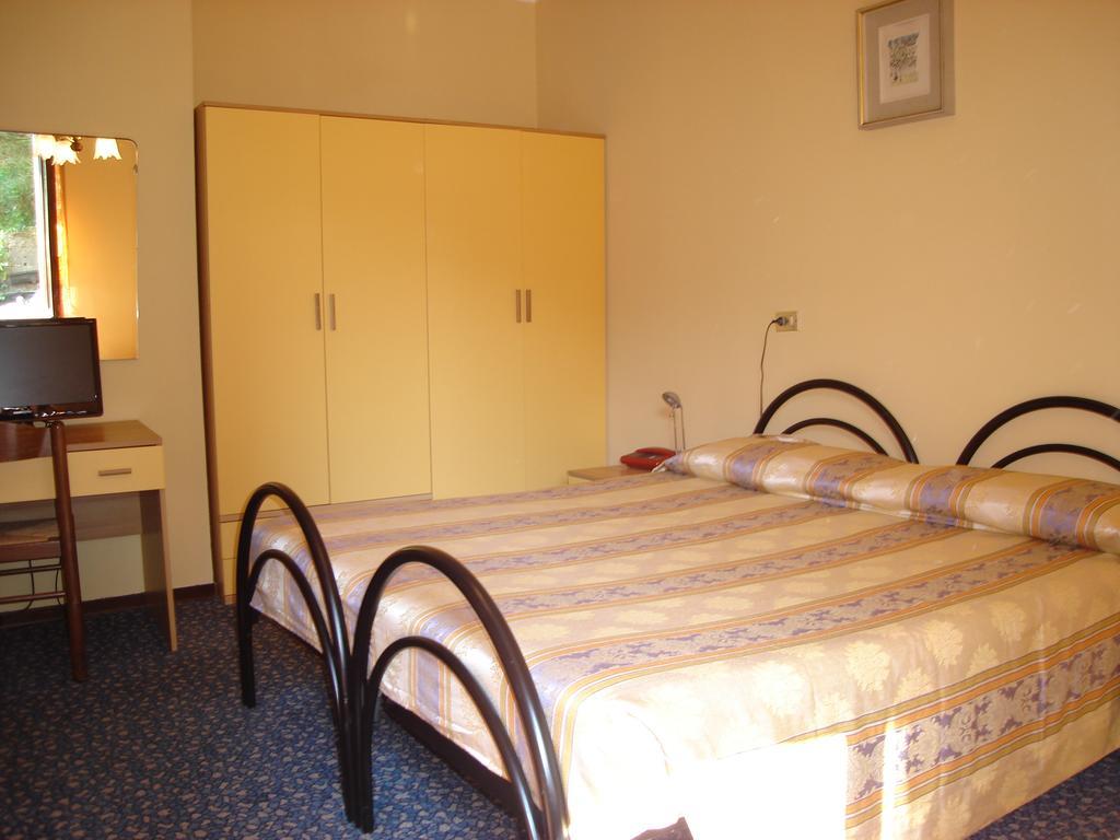 Hotel Spampatti Castione della Presolana Bagian luar foto