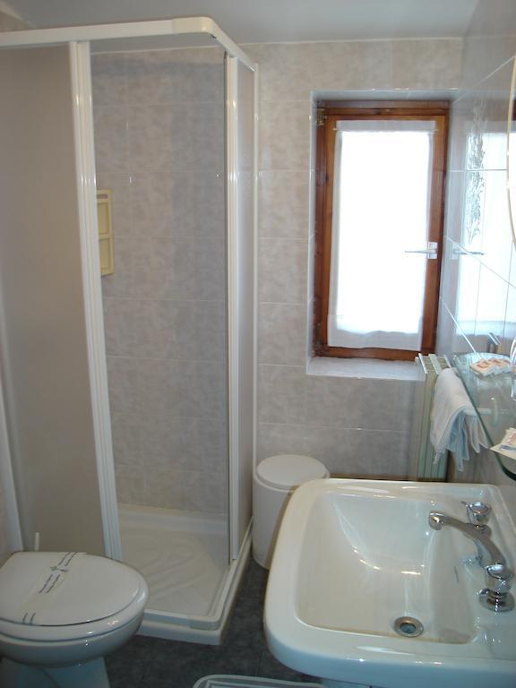 Hotel Spampatti Castione della Presolana Bagian luar foto